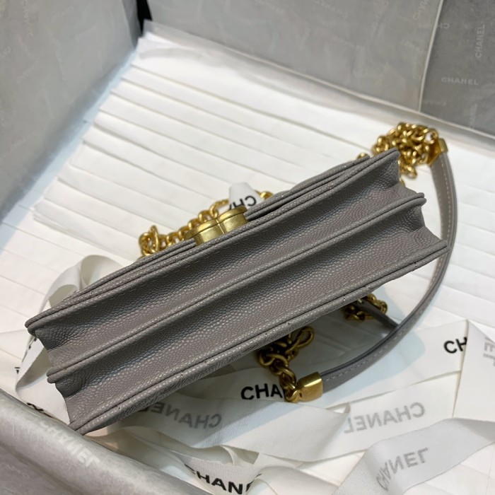  Handbag  Chanel 81155 size 15.5 10 4.5 cm