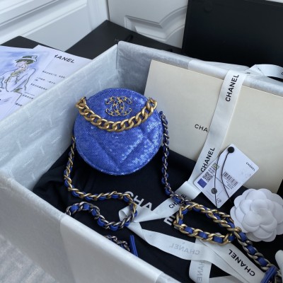  Handbag  Chanel  AP0945  size 12x12x4.5 cm