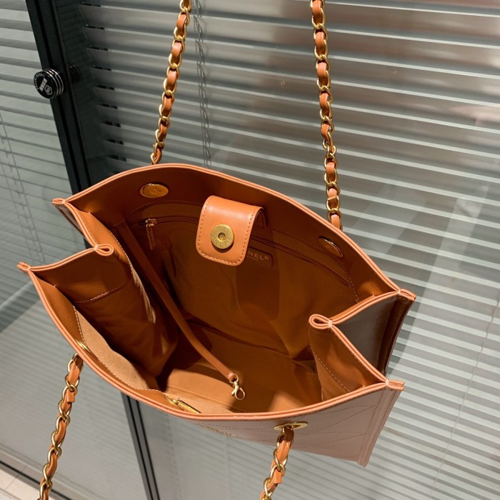  Handbag  Chanel  AS2753 size  30 32 10 cm