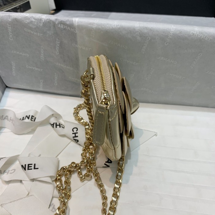  Handbag  Chanel  82121  size  11 11 2 cm