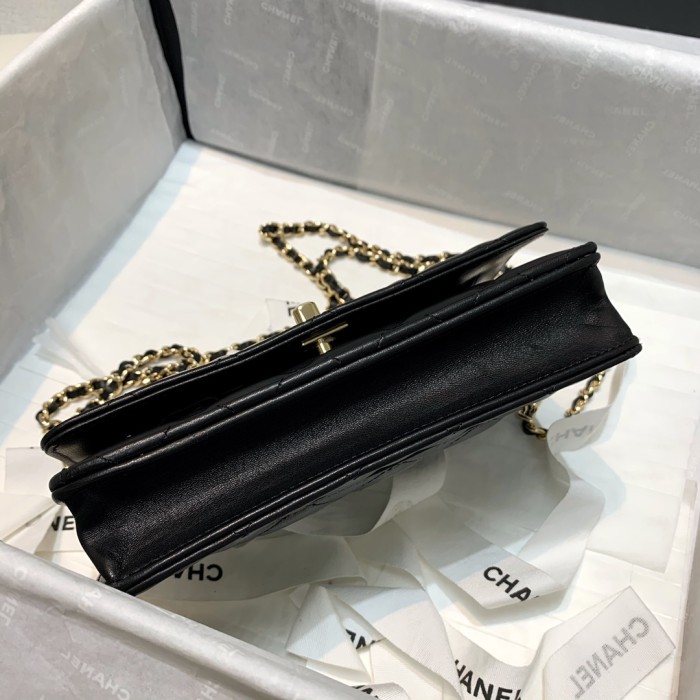  Handbag  Chanel 88633  size  19 cm