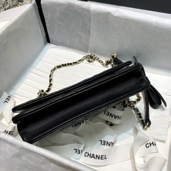 Handbag  Chanel 10601 size 19 cm