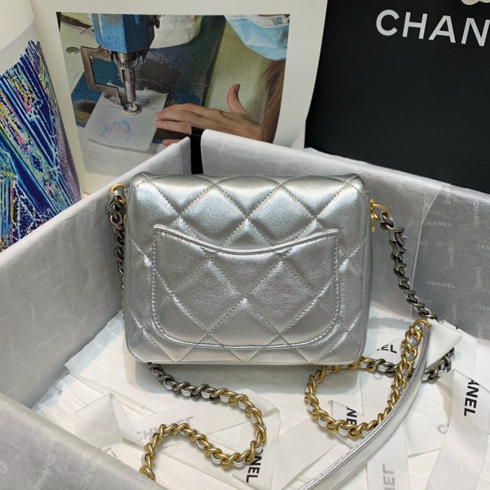  Handbag  Chanel  AS2733 size  17 12.5 5 cm