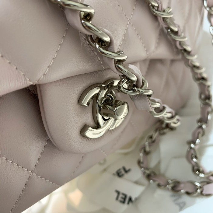  Handbag  Chanel  112 size 25 cm
