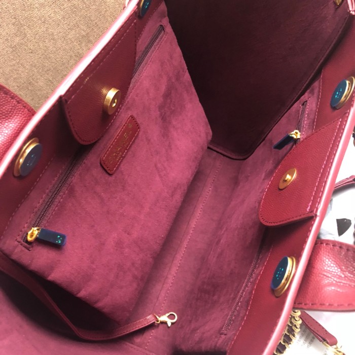  Handbag Chanel  size  33 cm