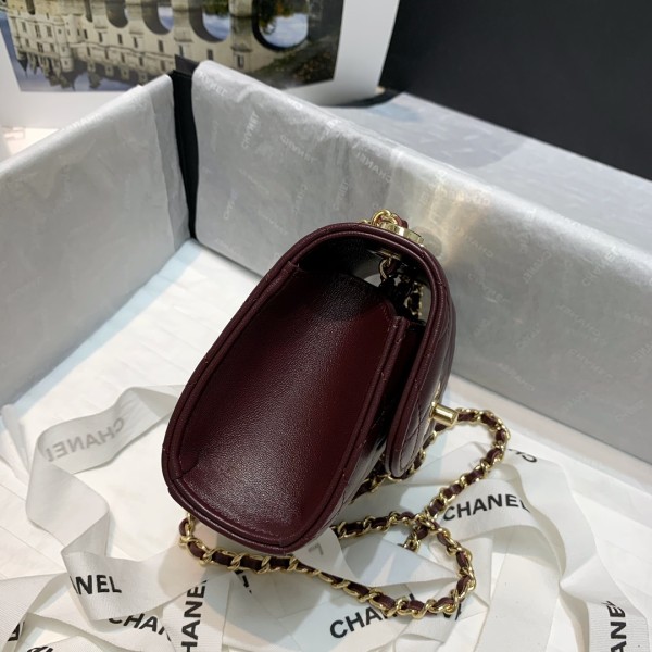  Handbag  Chanel 82769  size  11 11 5 cm