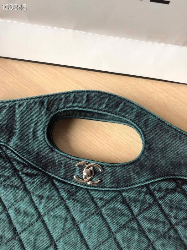  Handbag  Chanel S1407 size 34x37x7.5 cm