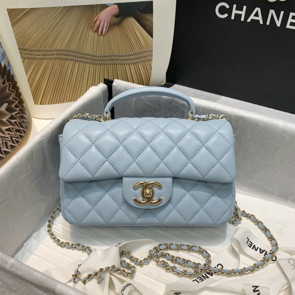  Handbag  Chanel AS2431 size  20 6 13 cm