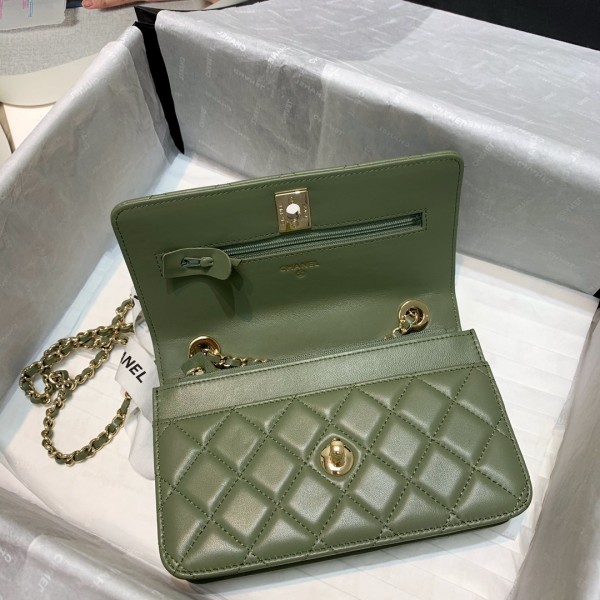  Handbag  Chanel 88633 size 19 cm