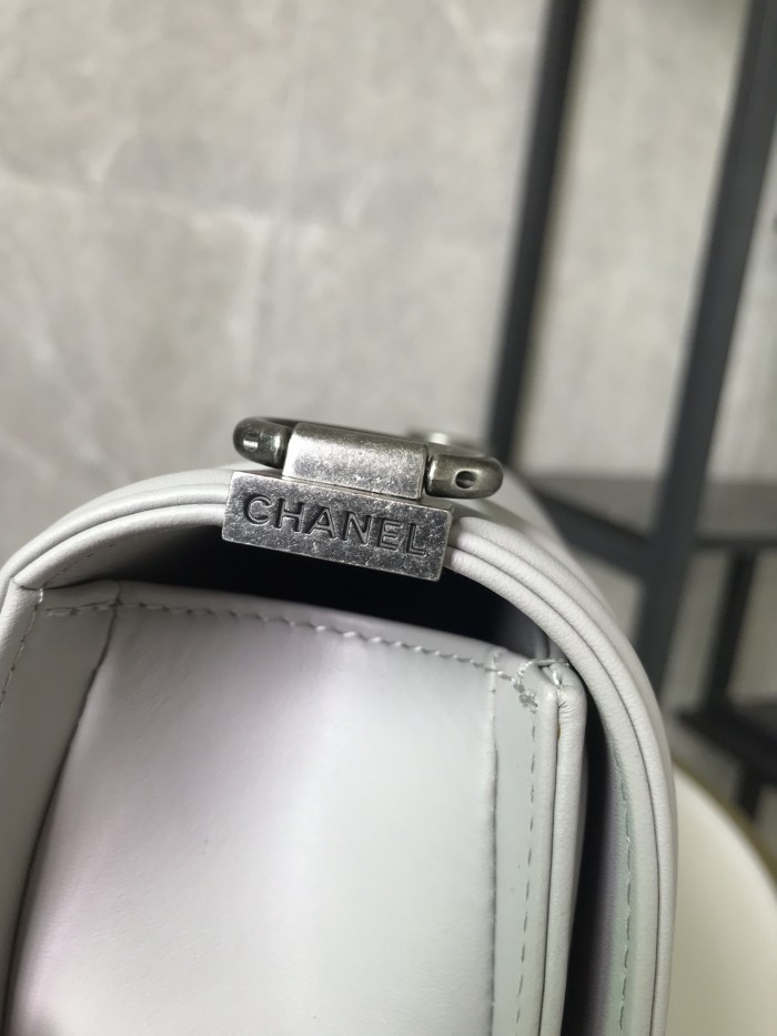  Handbag  Chanel  67086  size 14.5×25×8 cm  