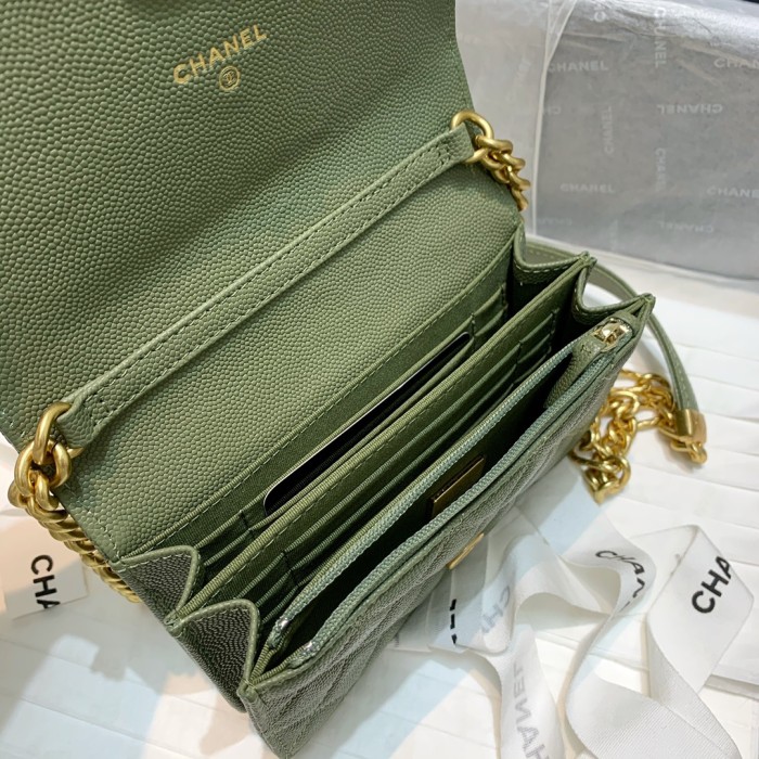  Handbag  Chanel 81155  size 15.5 10 4.5 cm