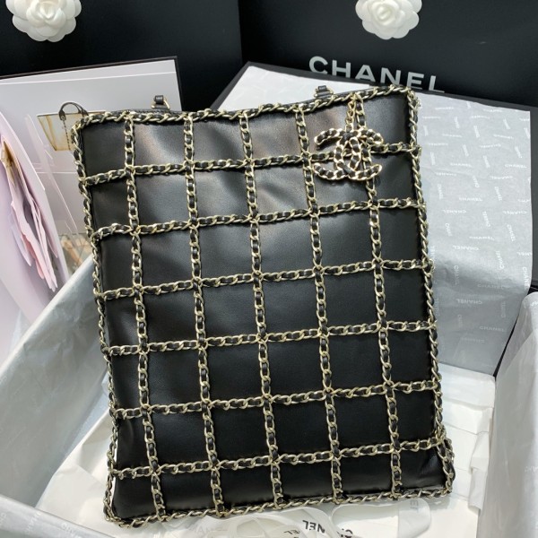  Handbag  Chanel 1383 size  36 31 4 cm