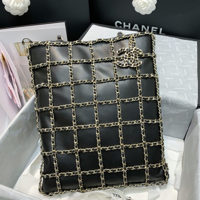  Handbag  Chanel 1383 size  36 31 4 cm