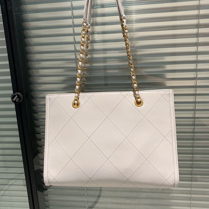  Handbag  Chanel AS2752  size  34 10 24 cm