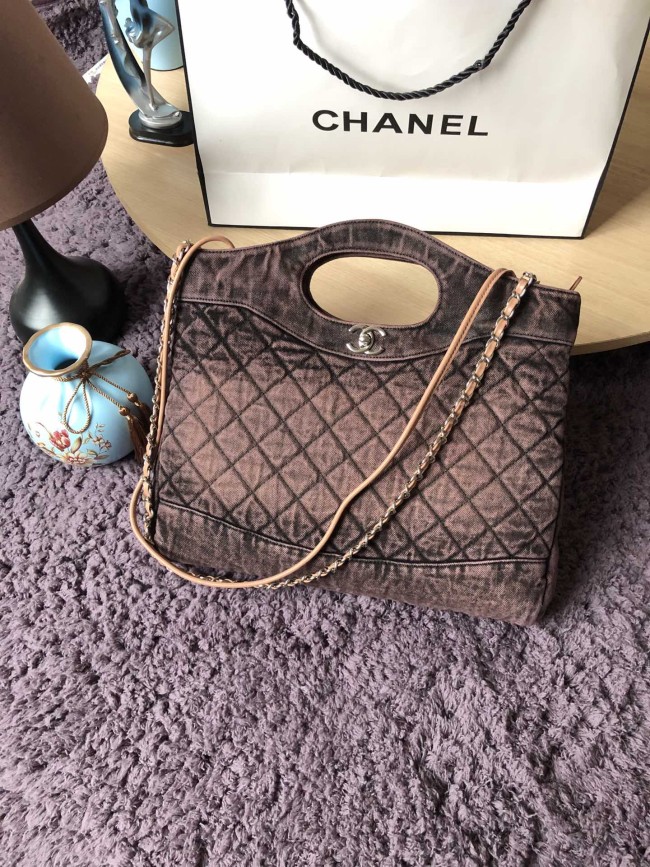  Handbag  Chanel  S1407  size 34x37x7.5 cm