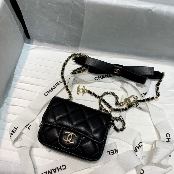  Handbag  Chanel 10603 size  10 2 7.5 cm