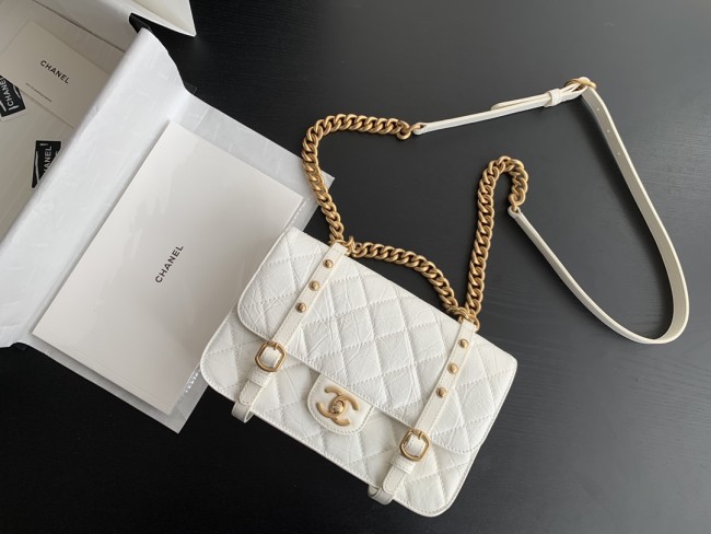  Handbag  Chanel  2696 size  25cmx17cmx8 cm