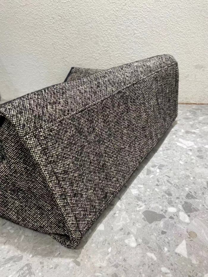  Handbag  Chanel 66941 size  𝟑𝟗/𝟐𝟎/𝟐𝟗 𝐂𝐌