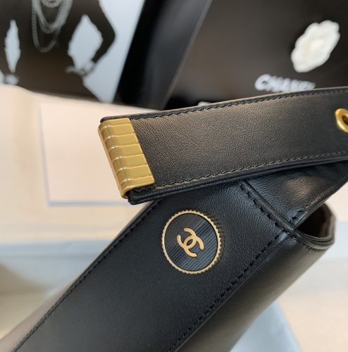  Handbag Chanel  size 23/24/12  Cm