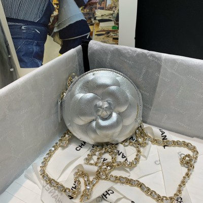  Handbag  Chanel 82121  size  11 11 2 cm