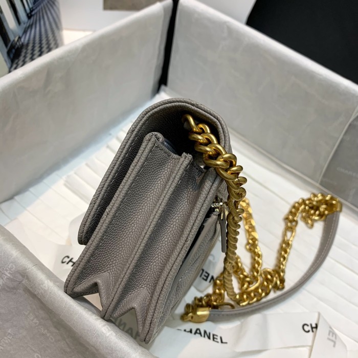  Handbag  Chanel 81155 size 15.5 10 4.5 cm