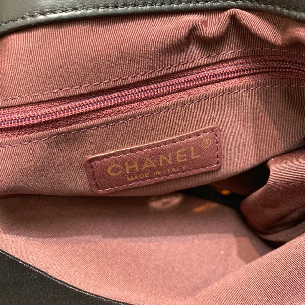  Handbag  Chanel 1383 size  36 31 4 cm