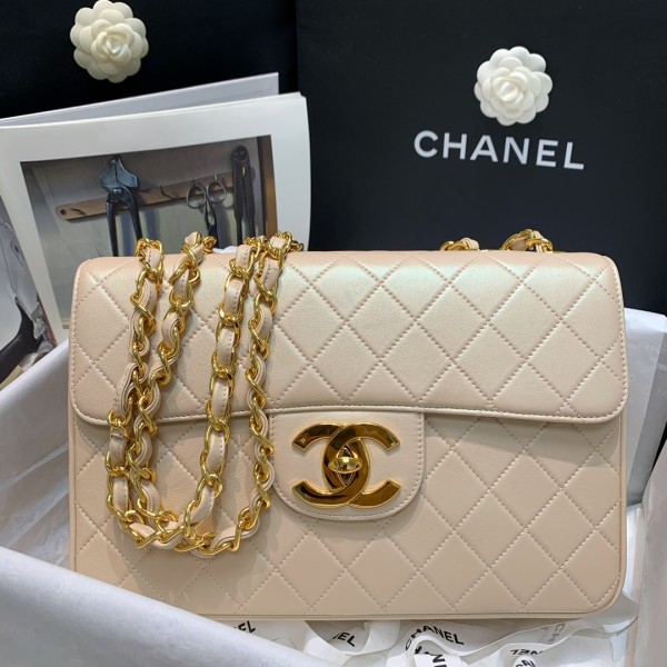 Handbag  Chanel A88 size  30.21.8 cm