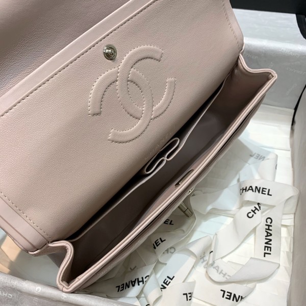  Handbag  Chanel  112 size 25 cm