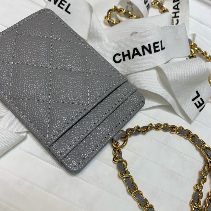  Handbag   Chanel 81150 size  10.5 7 0.5 cm