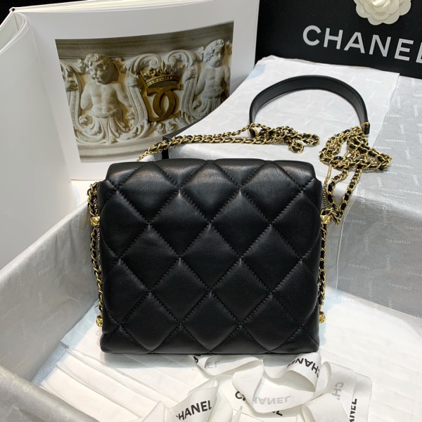  Handbag Chanel  AS2588  size  19 16 4 cm