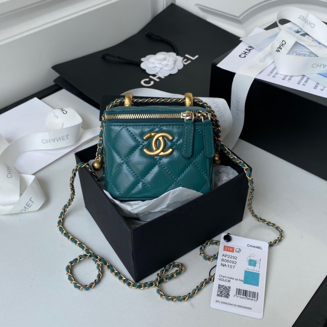  Handbag  Chanel   AP2292 size 11*8.5*7 cm