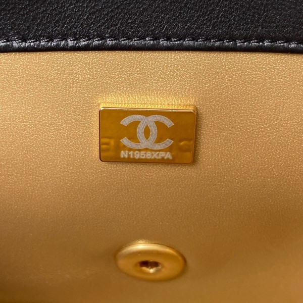 Handbag  Chanel AS1786  size  𝟏𝟑*𝟏𝟖*𝟕 𝐜𝐦