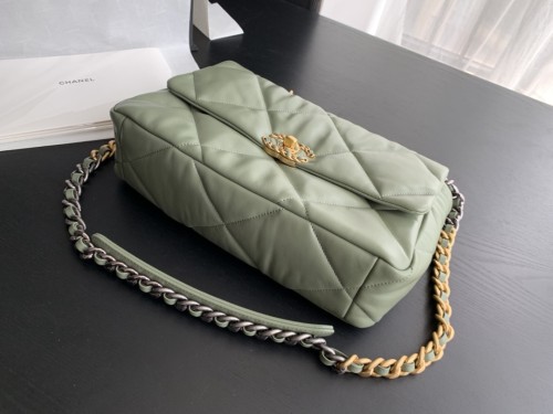  Handbag  Chanel 1161  size  30cmx20cm10 cm 