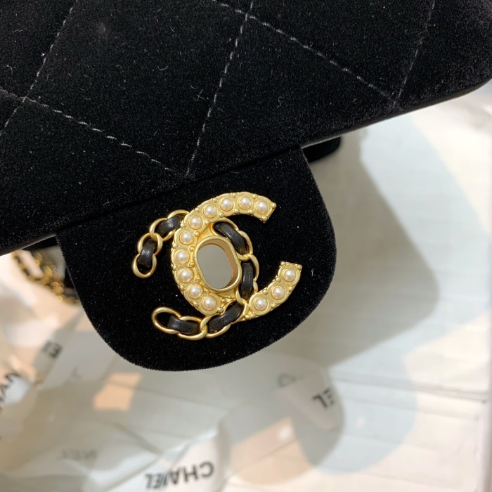  Handbag Chanel  AS2588  size  19 16 4 cm