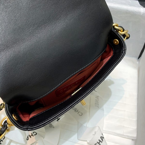  Handbag  Chanel  AS2733  size  17 12.5 5 cm