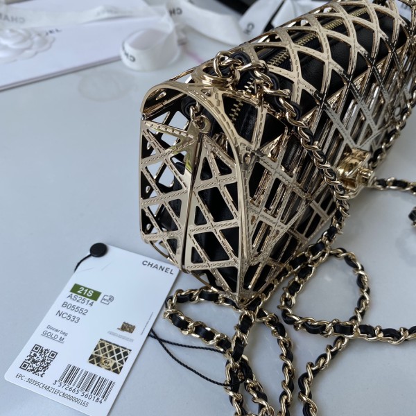  Handbag   Chanel AS2514 size  𝟏𝟏*𝟏𝟖*𝟔  𝐜𝐦