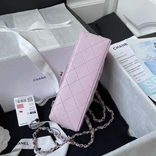 Handbag  Chanel   size  20 cm