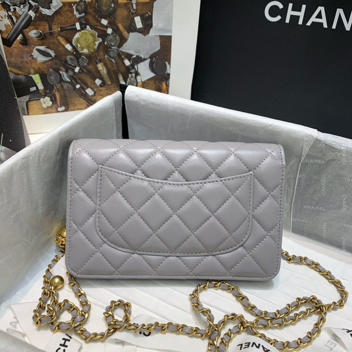  Handbag  Chanel  81133 size 19 cm