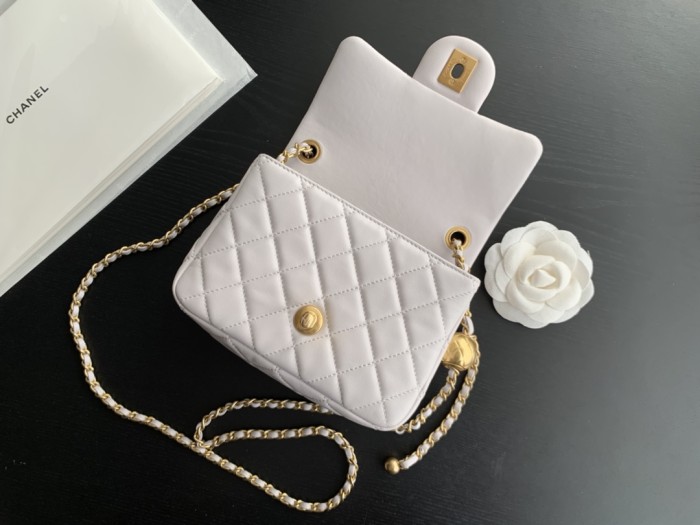  Handbag  Chanel  size 20 cm 