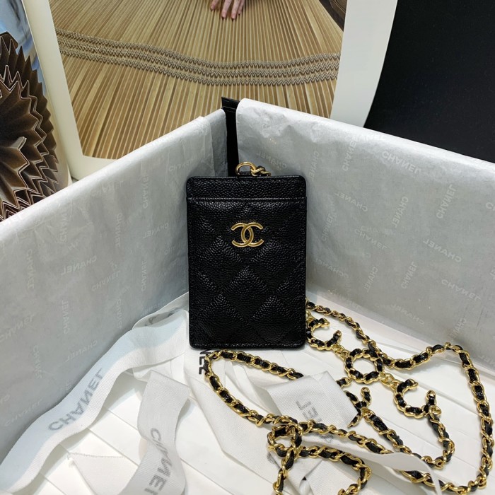  Handbag   Chanel  81150  size 10.5 7 0.5 cm