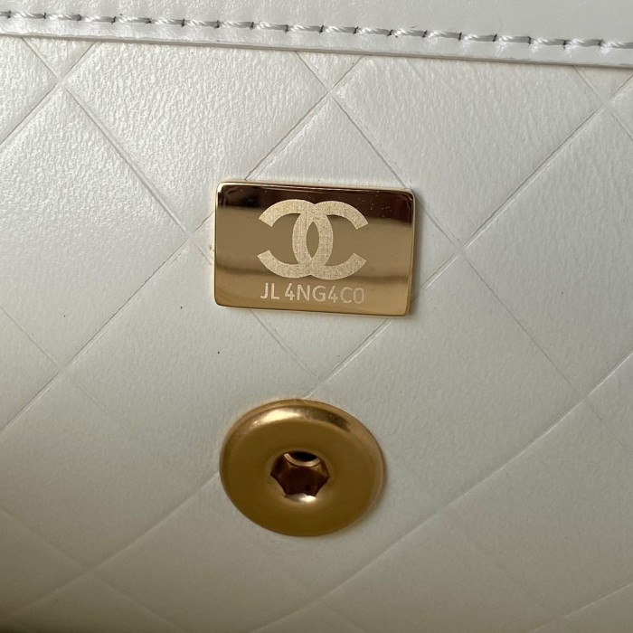 Handbag  Chanel   AS2715  size  23  cm 