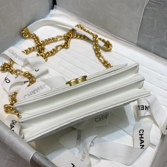  Handbag Chanel 81155  size 15.5 10 4.5 cm