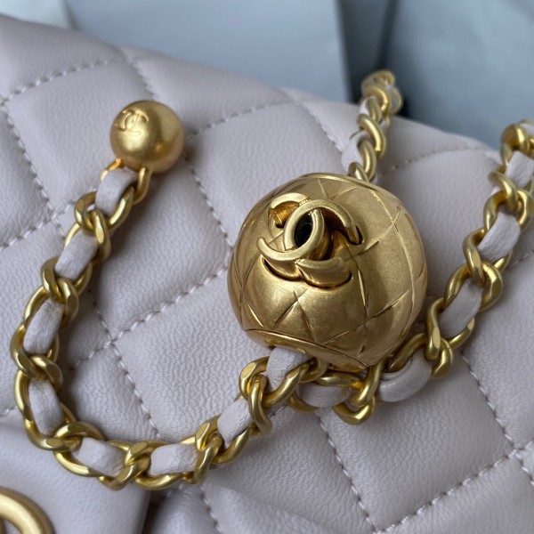  Handbag  Chanel AS1787  size 𝟏𝟑*𝟐𝟎*𝟕 𝐜𝐦