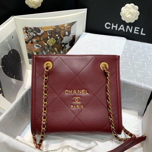  Handbag  Chanel AS2750  size  23 21 11 cm