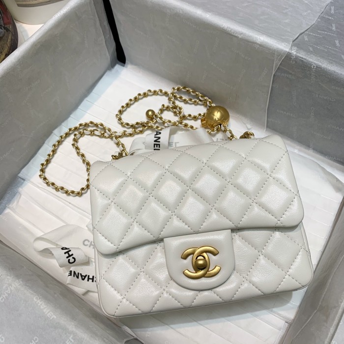 Handbag  Chanel 1786 size 17 cm