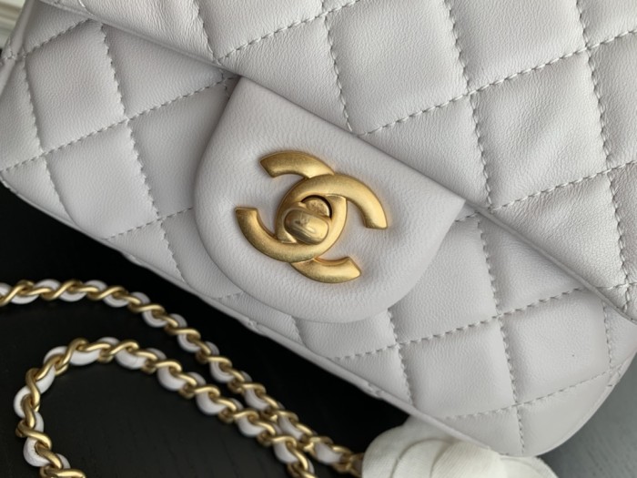  Handbag  Chanel  size 20 cm 