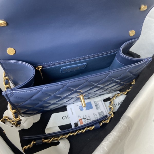  Handbag  Chanel  AS2715  size  23 cm