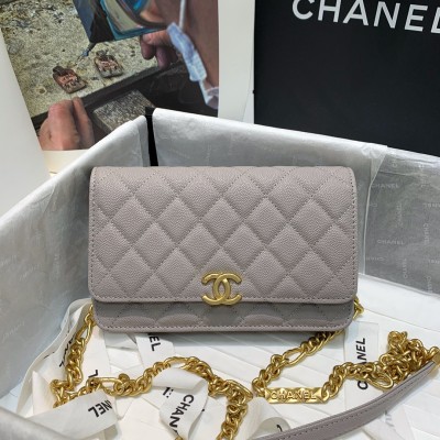  Handbag Chanel  81153  size  19 cm