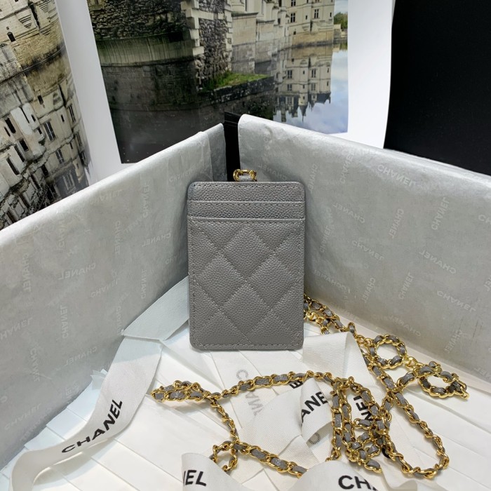  Handbag   Chanel 81150 size  10.5 7 0.5 cm