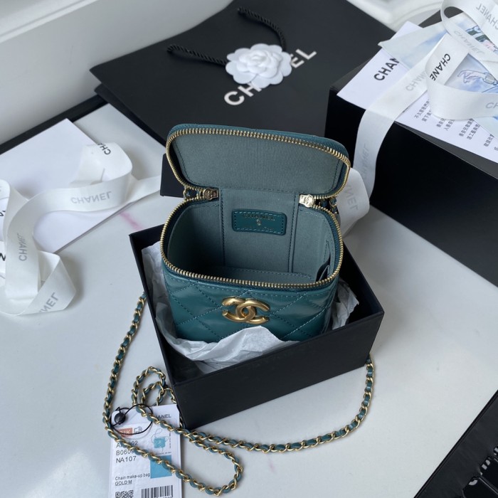  Handbag  Chanel   AP2292 size 11*8.5*7 cm